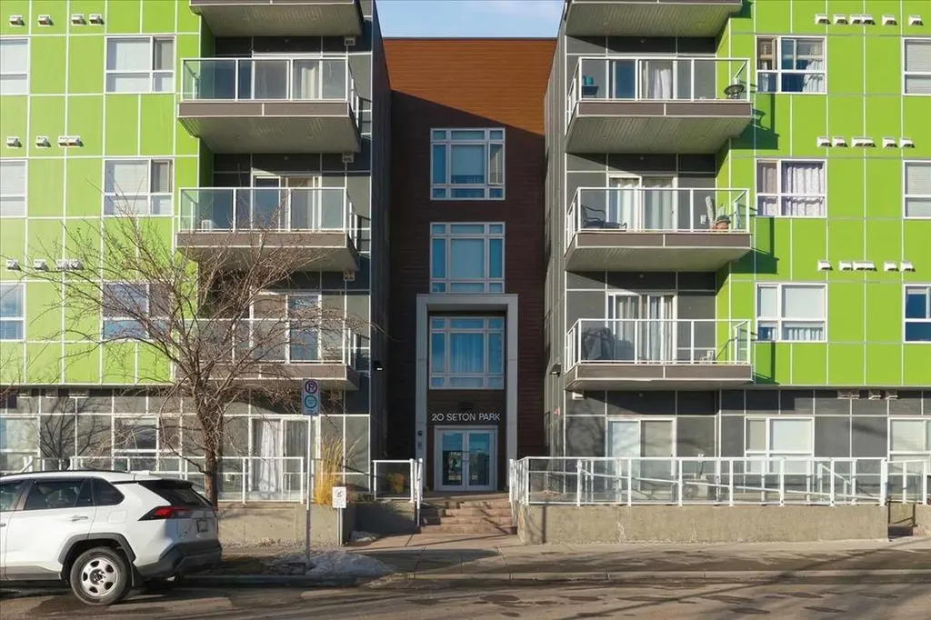20 Seton Park SE Calgary AB T3M2V4