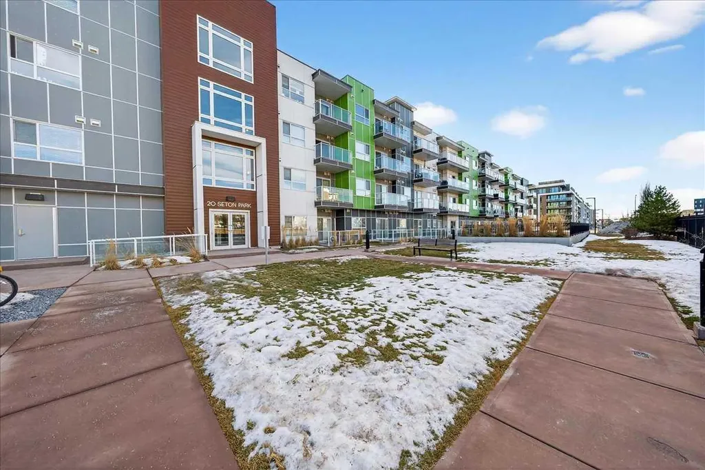 20 Seton Park SE Calgary AB T3M2V4