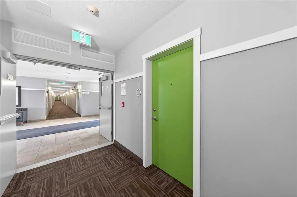 20 Seton Park SE Calgary AB T3M2V4