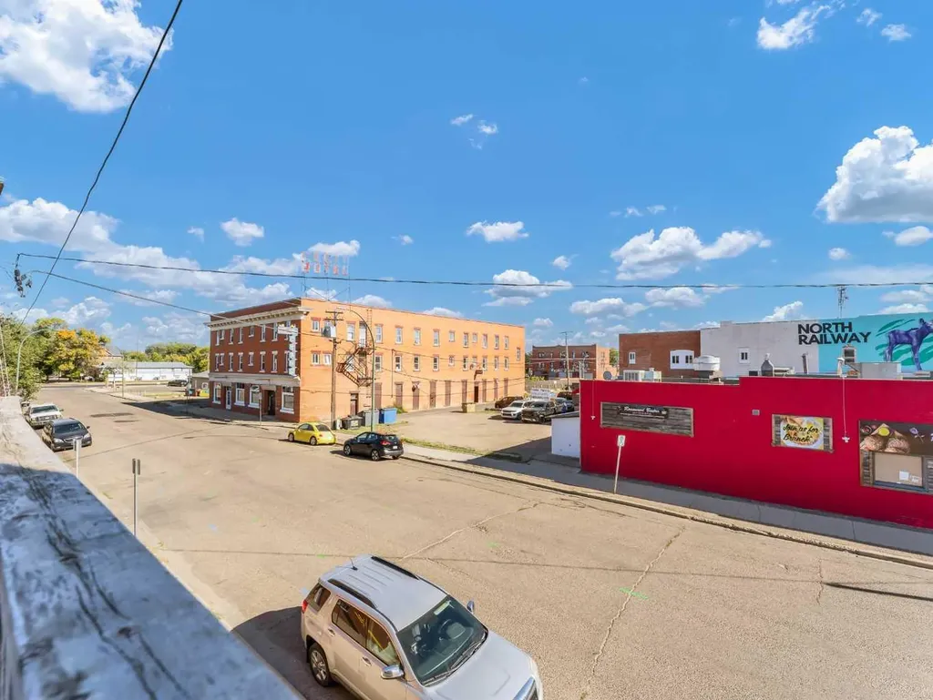 339 North Railway Street SE Medicine Hat AB T1A 2Z1