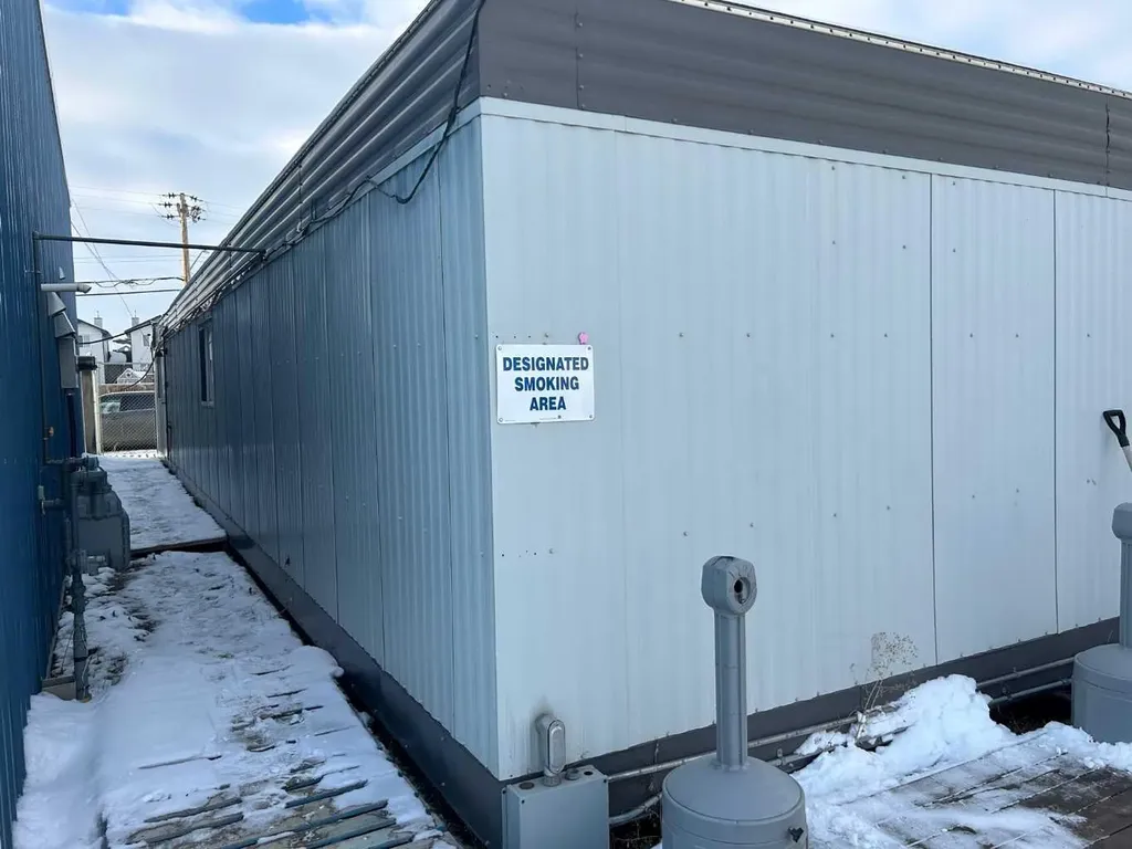 414 21 Street SE High River AB T1V 2A7