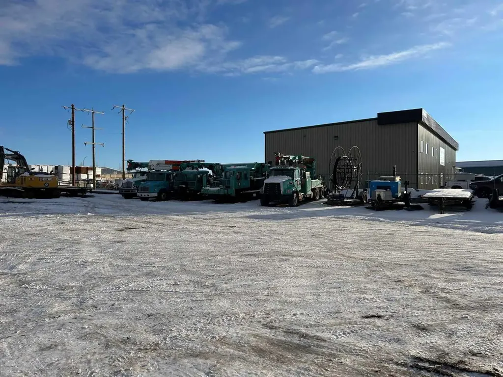 414 21 Street SE High River AB T1V 2A7