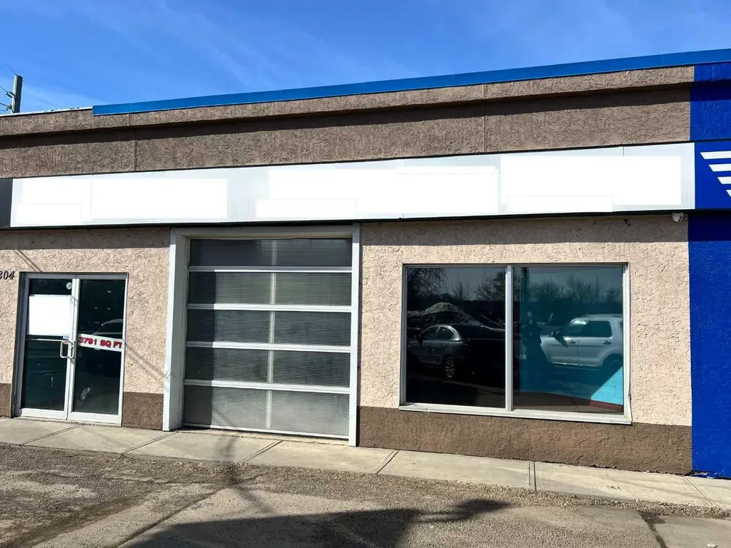 5804 50 Avenue Red Deer AB T4N 4C2