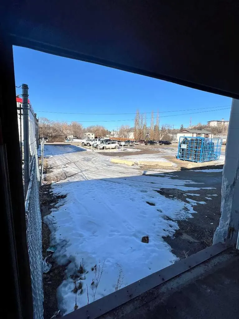 5804 50 Avenue Red Deer AB T4N 4C2