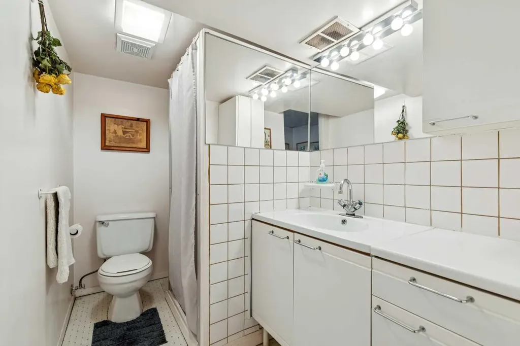 914 7a Street NW Calgary AB T2M3J3