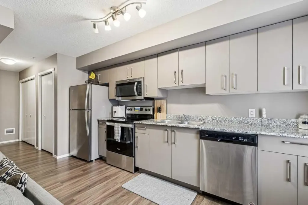 4641 128 Avenue NE Calgary AB T3N1T3