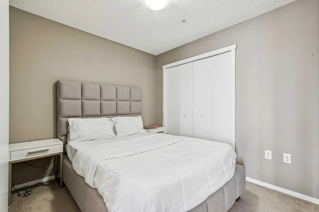 4641 128 Avenue NE Calgary AB T3N1T3