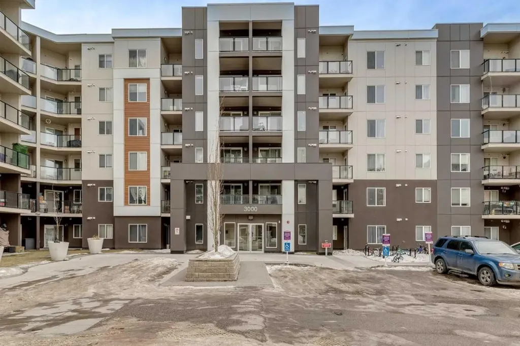 4641 128 Avenue NE Calgary AB T3N1T3