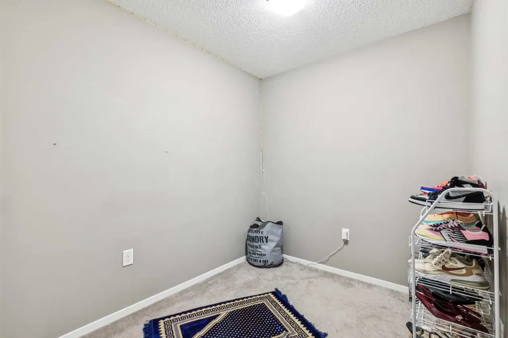 4641 128 Avenue NE Calgary AB T3N1T3