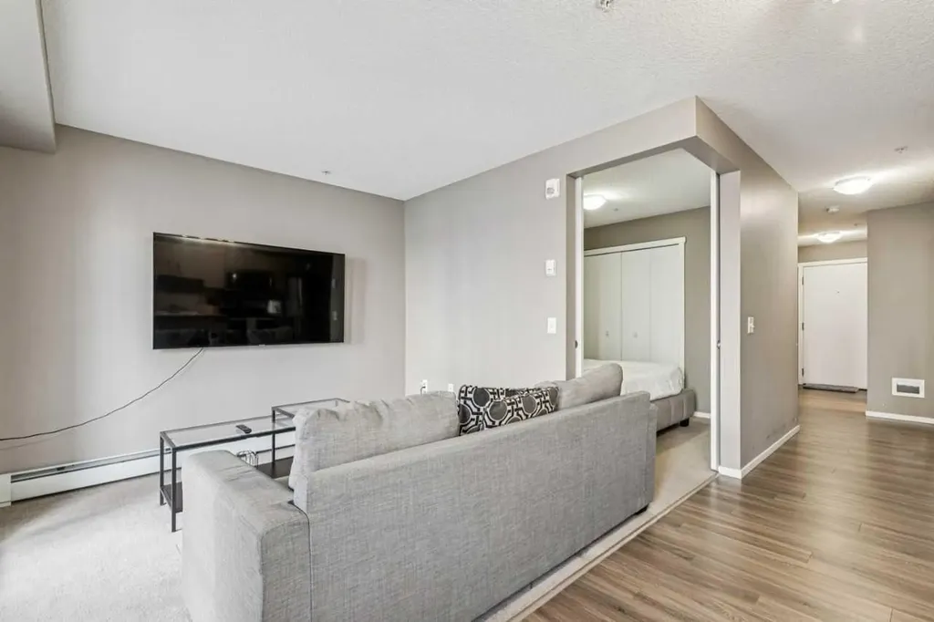 4641 128 Avenue NE Calgary AB T3N1T3