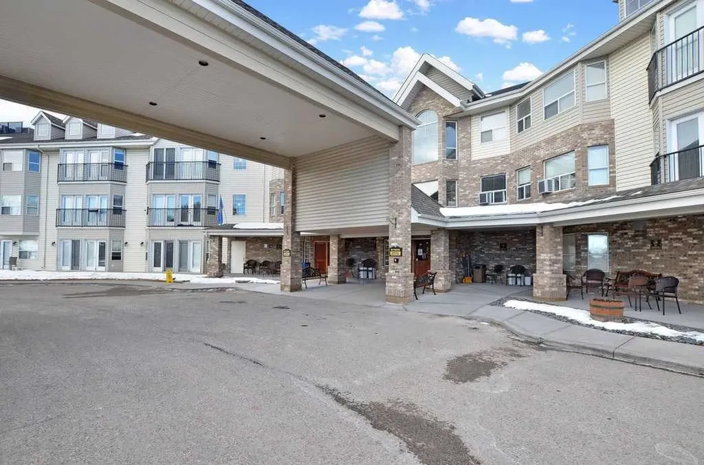 5200 44 Avenue NE Calgary AB T1Y 7L4