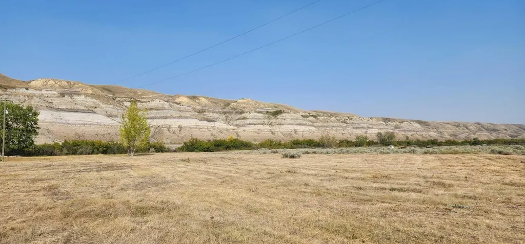 4;18;27;21;N Lot 6 & 10 Drumheller AB T0J 0Y0