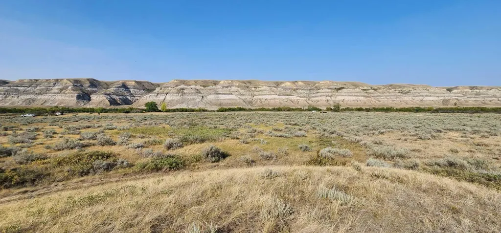 4;18;27;21;N Lot 6 & 10 Drumheller AB T0J 0Y0