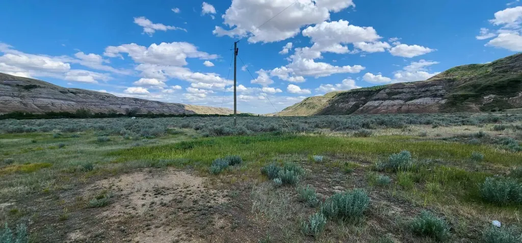 4;18;27;21;N Lot 6 & 10 Drumheller AB T0J 0Y0