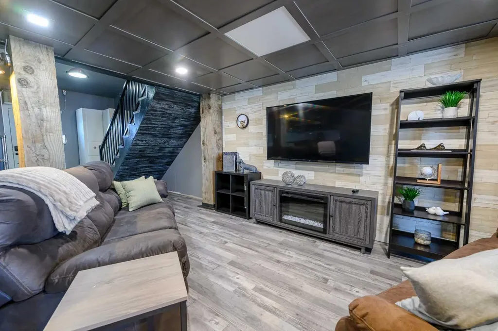 15612 102 Street Clairmont AB T8X 0K7