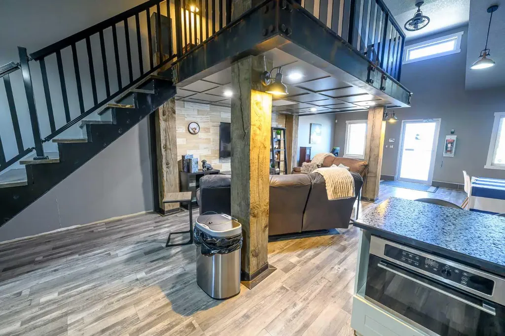 15612 102 Street Clairmont AB T8X 0K7