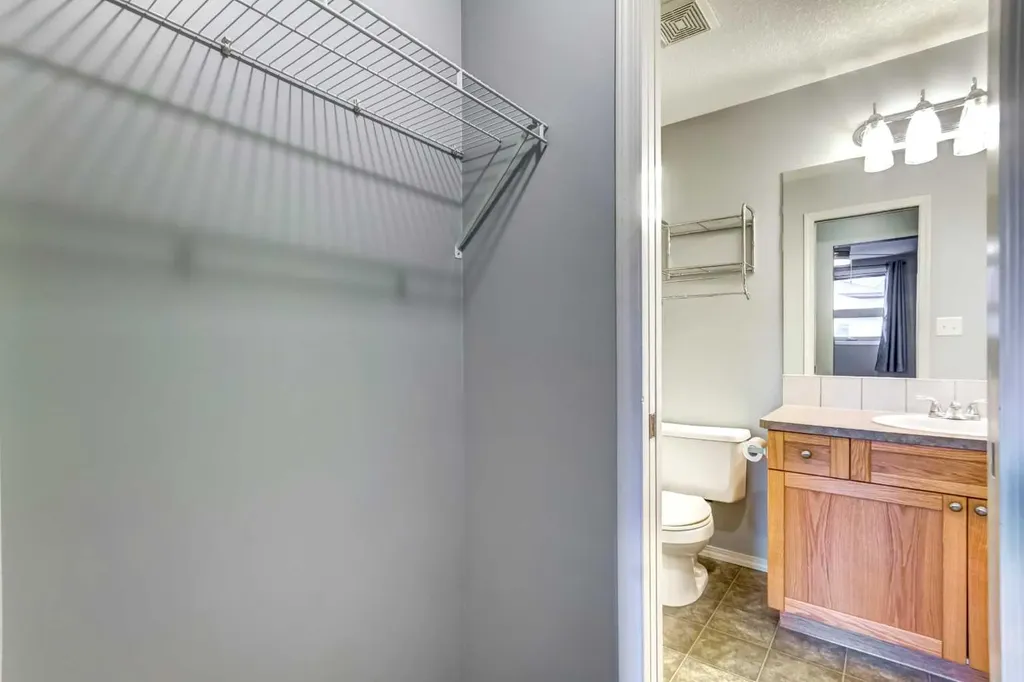 186 Kananaskis Way Canmore AB T1W 0A2