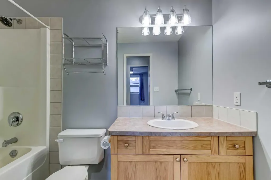 186 Kananaskis Way Canmore AB T1W 0A2