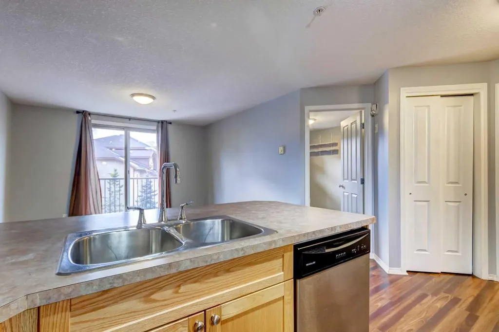 186 Kananaskis Way Canmore AB T1W 0A2