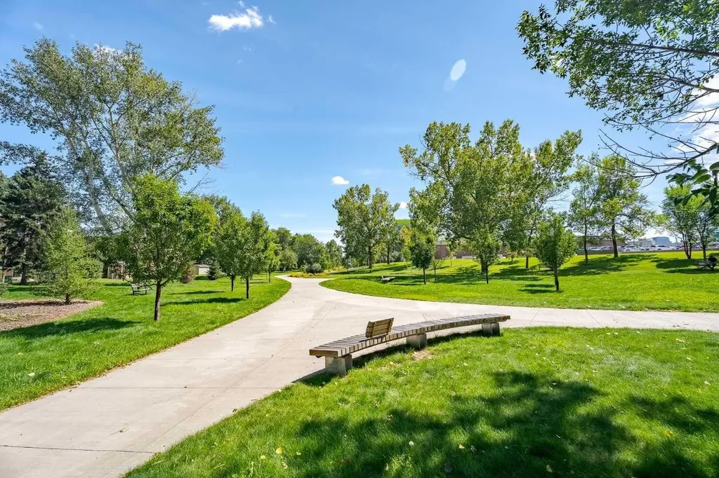 3152 Blakiston Drive NW Calgary AB T2L 1L8