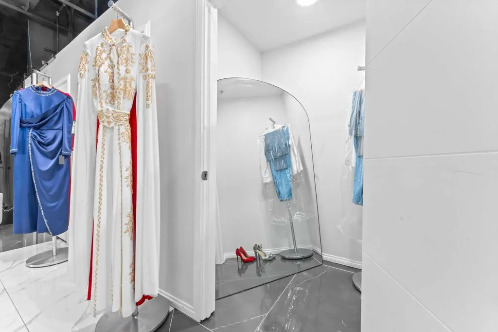 3131 27 Street NE Calgary AB T1Y 0B3