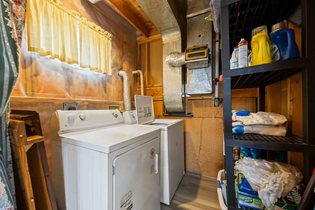 44 Taraglen Place NE Calgary AB T3L 2N4