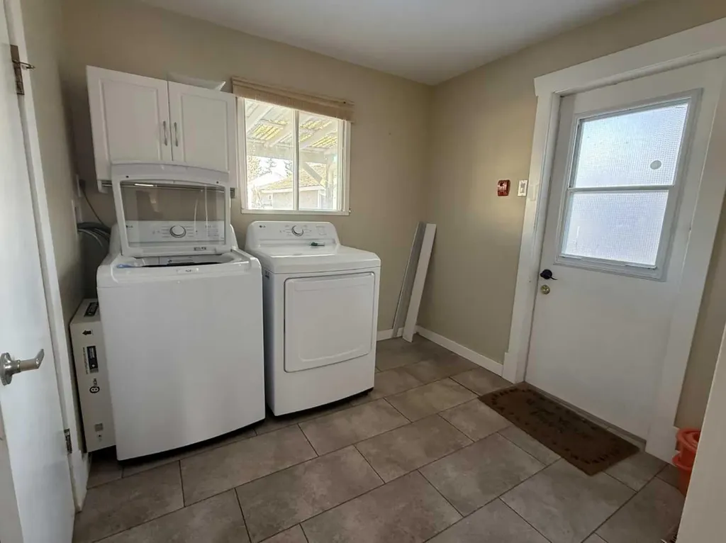 306 3 Avenue W Hanna AB T0J 1P0