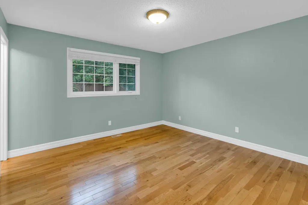 119 Cantrell Place SW Calgary AB T2W 1X2