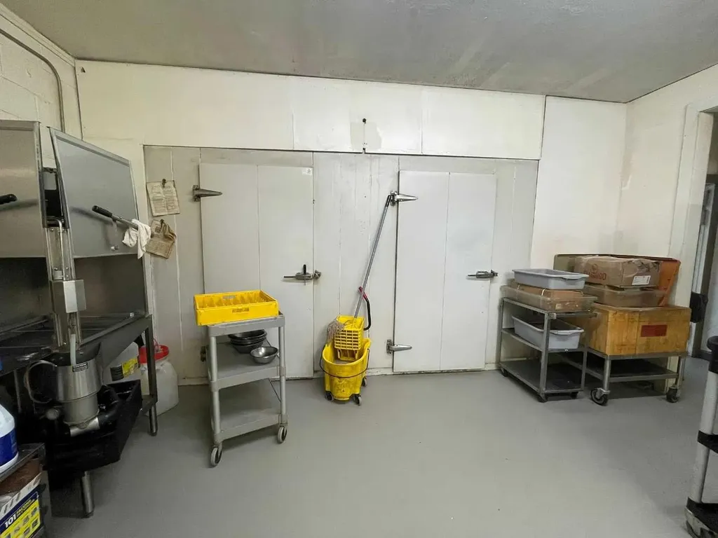 5215 47 Avenue Taber AB T1G 1R5