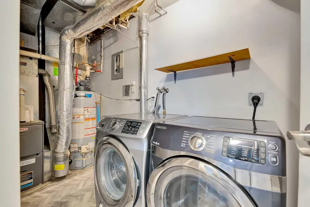 3015 51 Street SW Calgary AB T3E 6N5