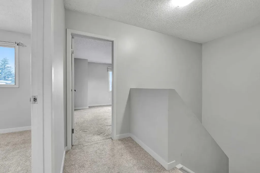 3015 51 Street SW Calgary AB T3E 6N5