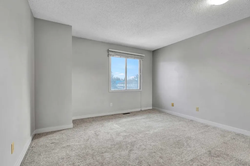 3015 51 Street SW Calgary AB T3E 6N5