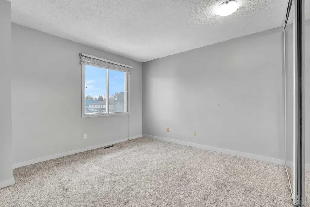 3015 51 Street SW Calgary AB T3E 6N5