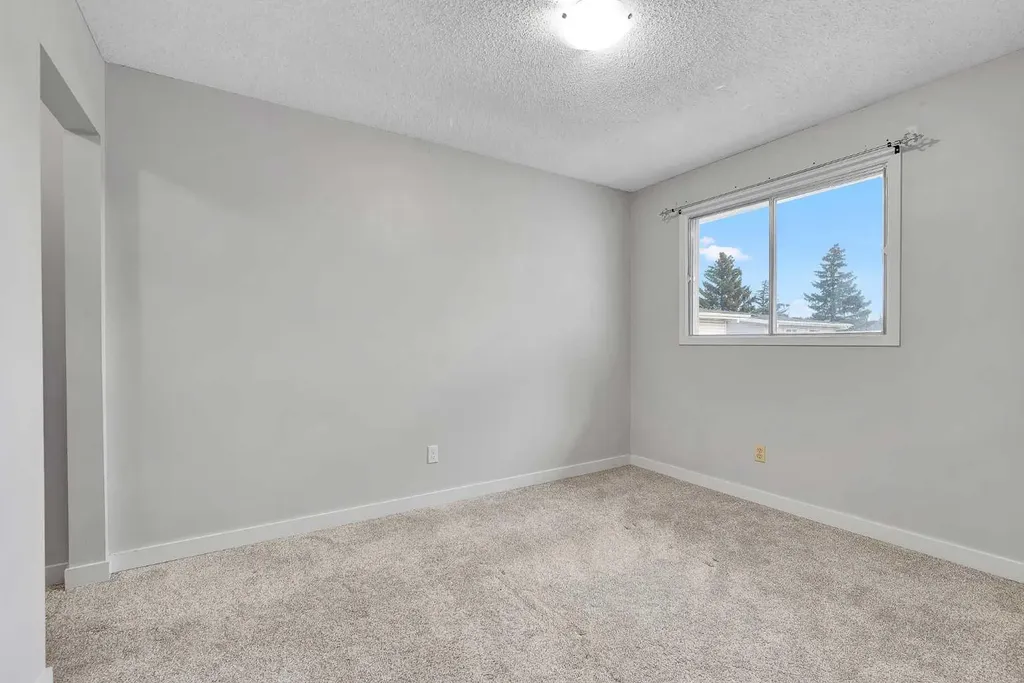3015 51 Street SW Calgary AB T3E 6N5