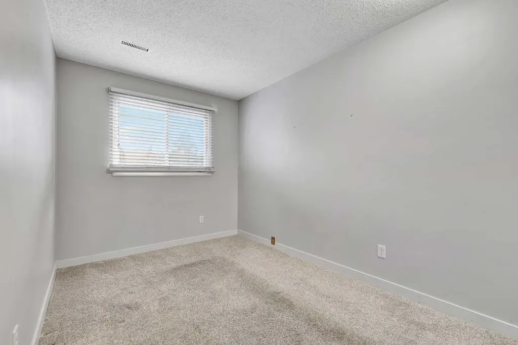 3015 51 Street SW Calgary AB T3E 6N5