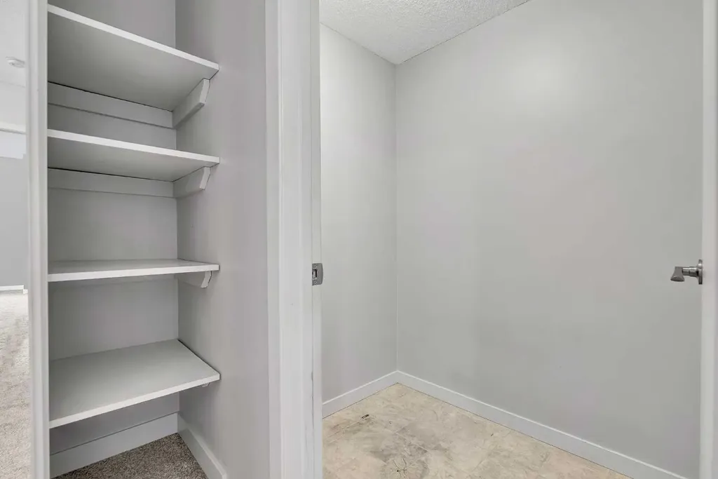3015 51 Street SW Calgary AB T3E 6N5