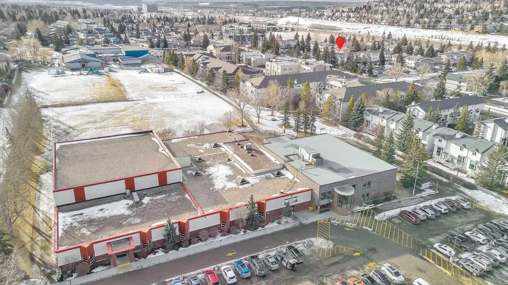3015 51 Street SW Calgary AB T3E 6N5