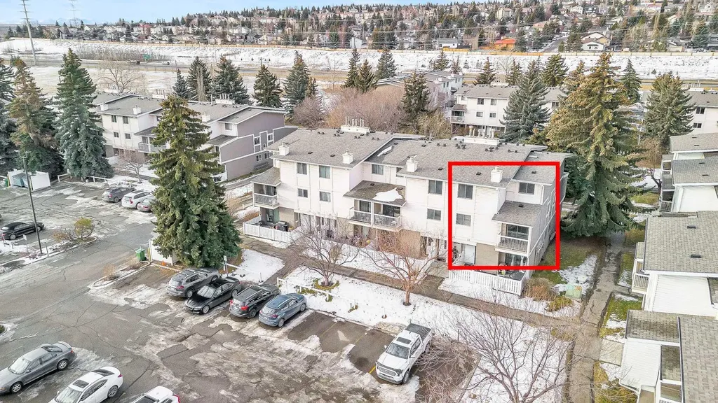 3015 51 Street SW Calgary AB T3E 6N5