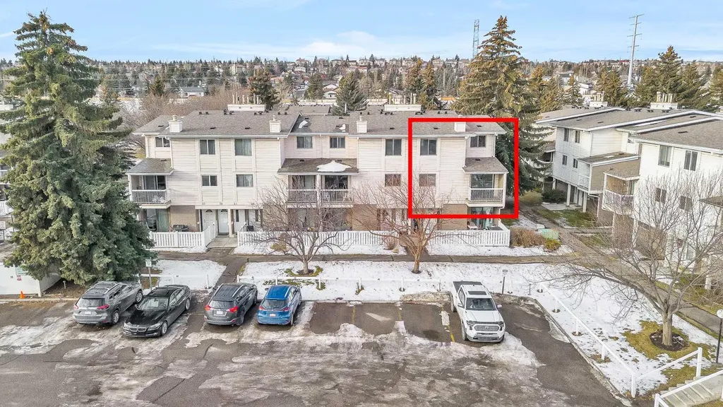 3015 51 Street SW Calgary AB T3E 6N5