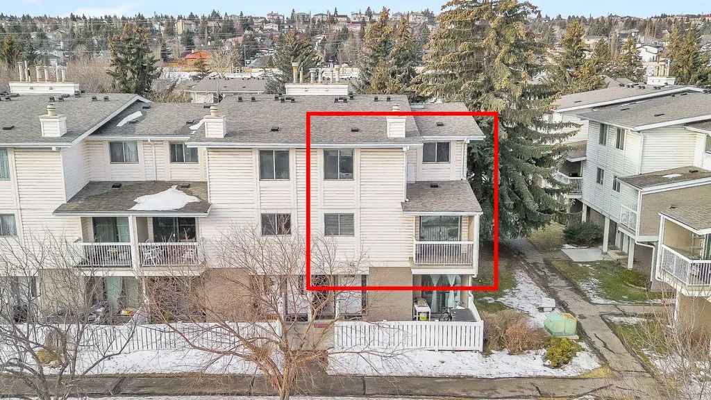 3015 51 Street SW Calgary AB T3E 6N5