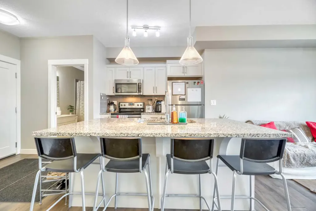 10 Walgrove Walk SE Calgary AB T2X 4E3
