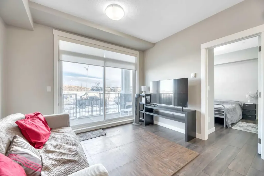 10 Walgrove Walk SE Calgary AB T2X 4E3