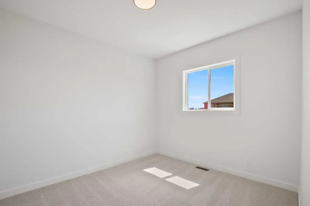 32 Sunrise Crescent N Three Hills AB T0M 2A0