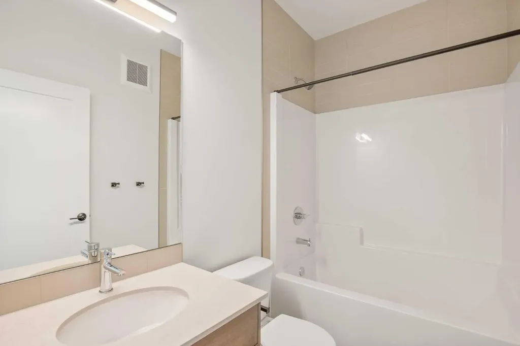 32 Sunrise Crescent N Three Hills AB T0M 2A0