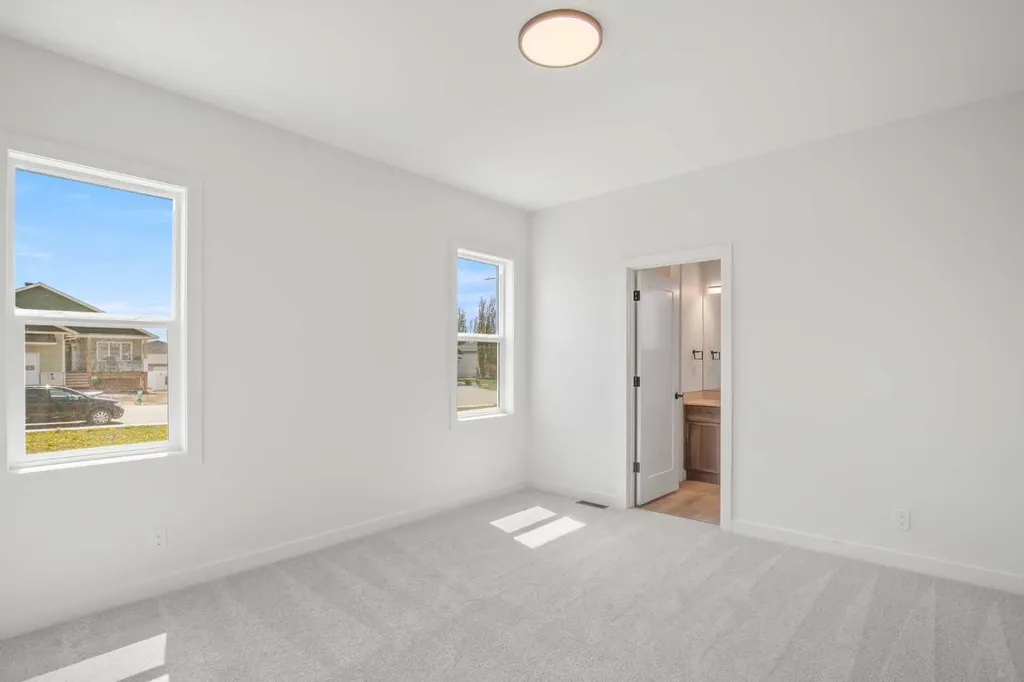 32 Sunrise Crescent N Three Hills AB T0M 2A0