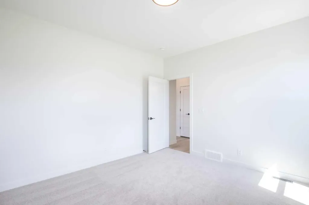 32 Sunrise Crescent N Three Hills AB T0M 2A0