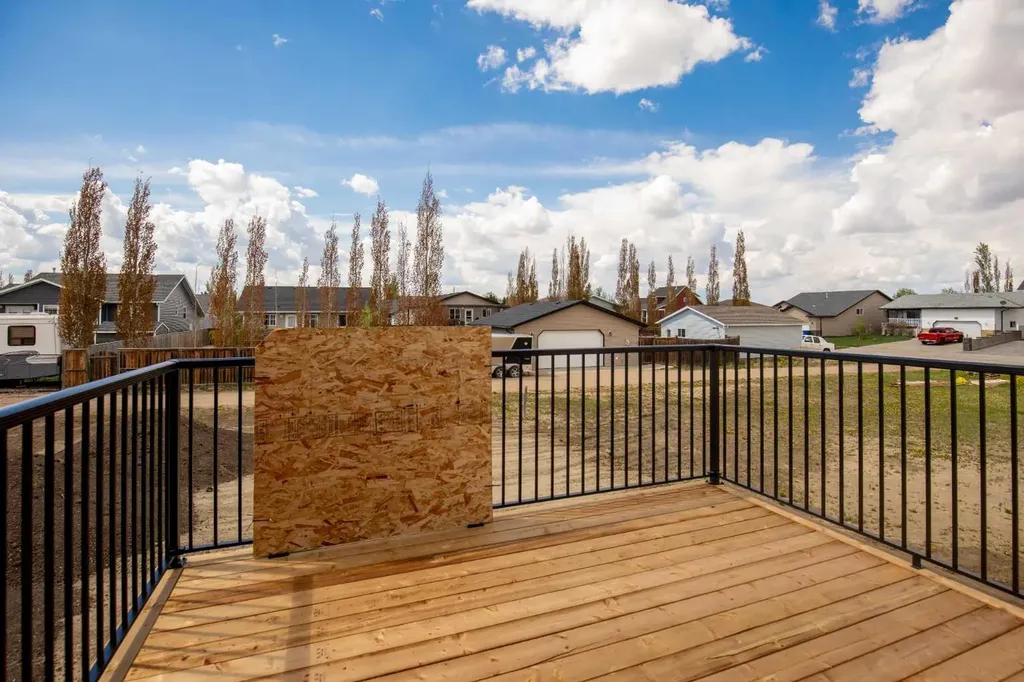 32 Sunrise Crescent N Three Hills AB T0M 2A0