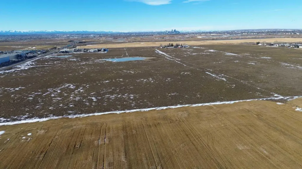 3775 100 Street SE Calgary AB T1X 0H6