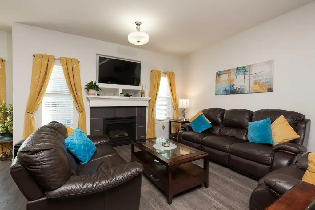 753 Twinriver Loop W Lethbridge AB T1J 5E1