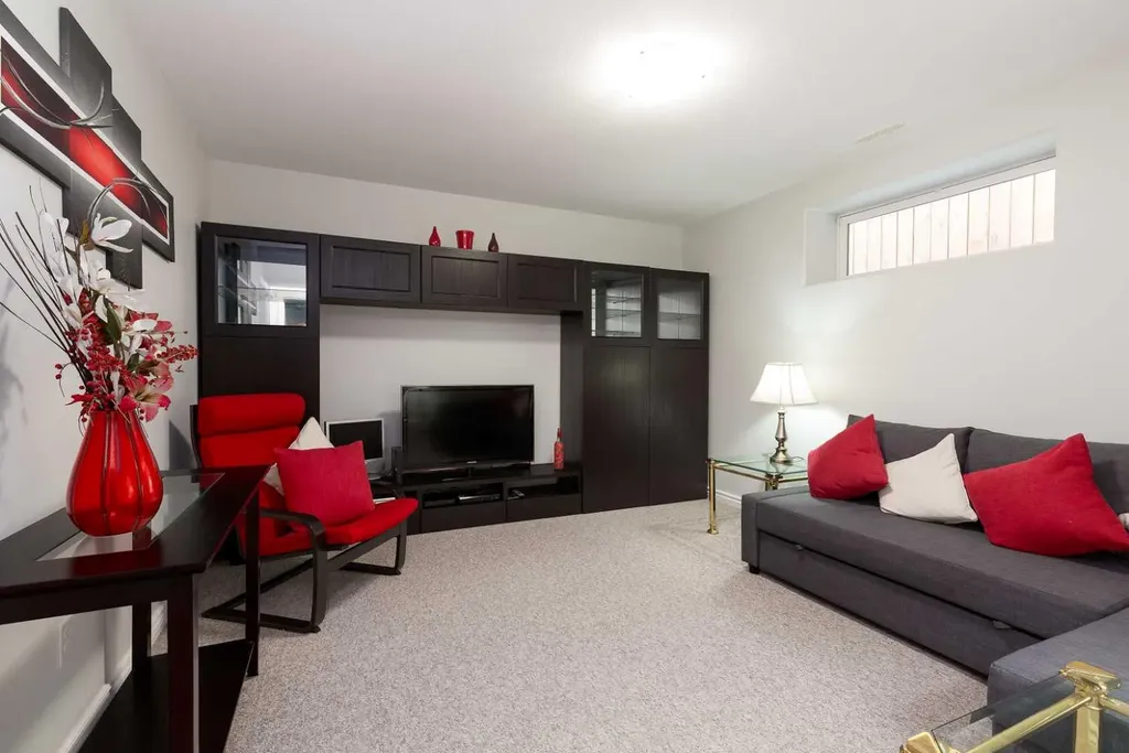 753 Twinriver Loop W Lethbridge AB T1J 5E1